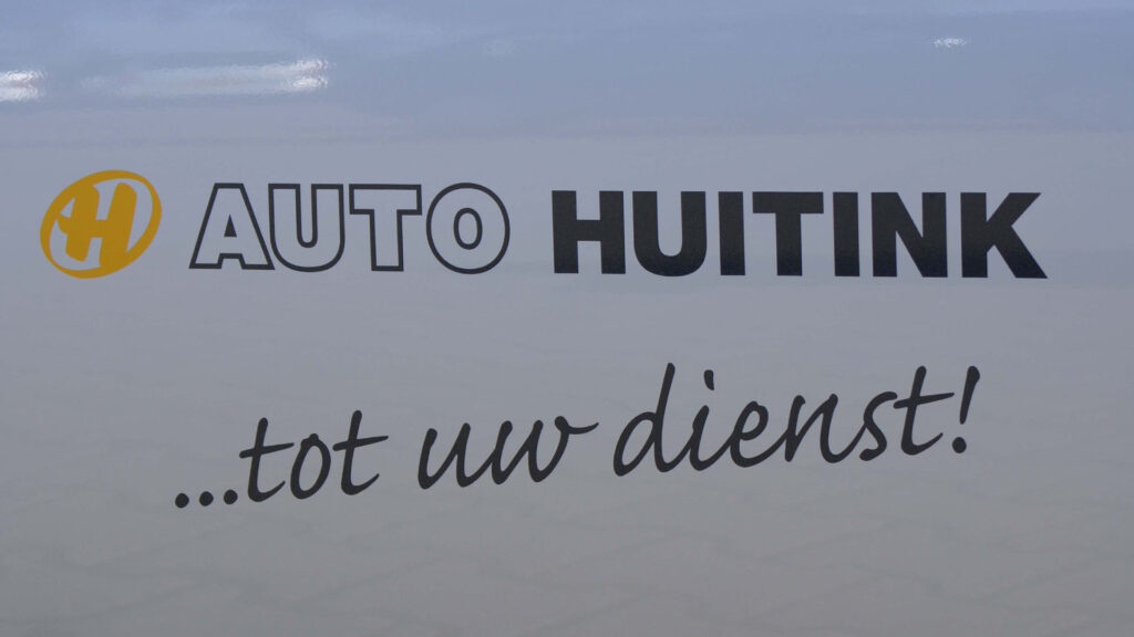 Auto Huitink - Tot uw dienst!